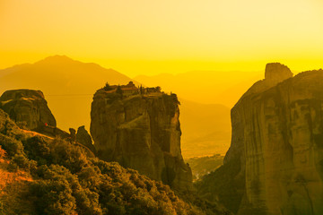 Atardecer valle de las Meteora Grecia