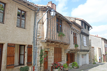 Fototapeta na wymiar Street in Parthenay, France