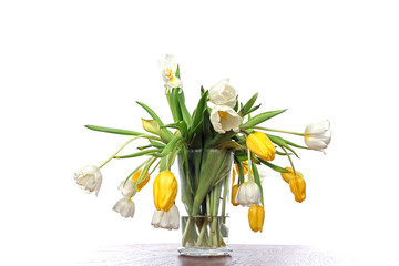 Verwelkte Tulpen in der Vase