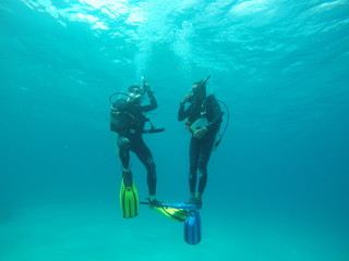 Fototapeta na wymiar Diving fun in the Philippines