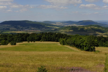Fototapeta na wymiar Landschaft am Ellenbogen, Biosphärenreservat Rhön, Thüringen, Deutschland