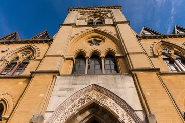 Obraz premium Oxford City, United Kingdom - Exploring campus of Oxford and its colleges on a summer day. Conceptual image of education and tourism.