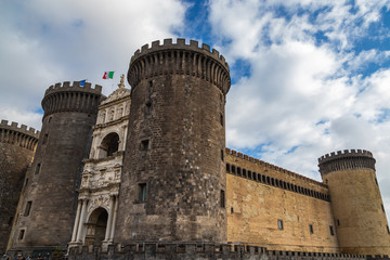 Fototapeta na wymiar The medieval castle of Maschio Angioino or Castel Nuovo (New Castle) at sunny holiday
