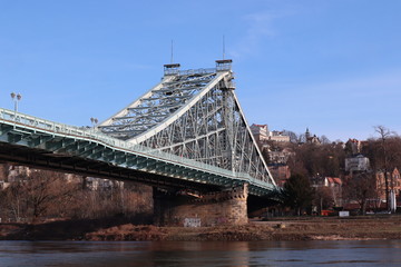 Fototapeta premium Das Blaue Wunder in Dresden