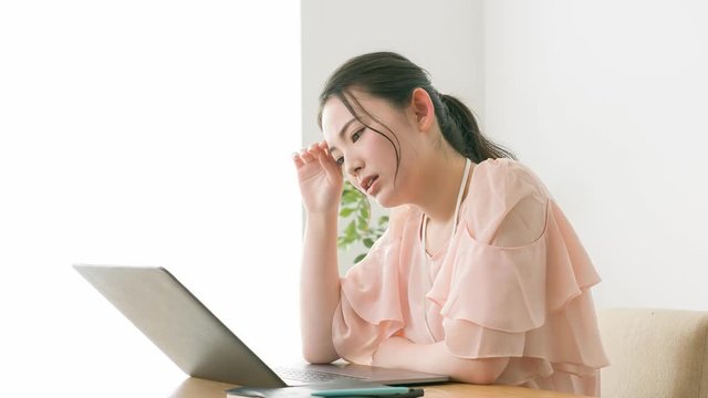 4K・女性