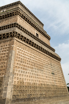 The Po Pagoda of Kaifeng, Henan, China. Built in 977, it is the most ancient building in Kaifeng. The walls are inlaid with 10.000 brick statues of the Buddha of excellent carving