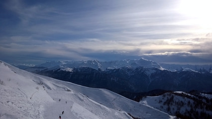 Fototapeta na wymiar The ski resort on Rosa Khutor