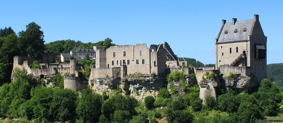 Fototapeta na wymiar Panoramic view of Larochette Castle ruins in Luxembourg