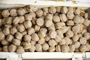 Bran in a wooden box