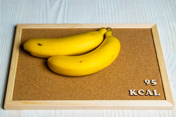 calorie foods banana 95 kcal 100 grams diet