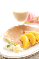 Obraz na płótnie Canvas Peach and cheese Pan cake for breakfast image