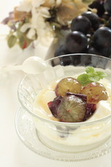 Japanese Gyoho grape and yogurt