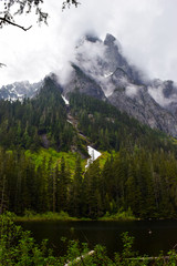 Obraz premium lake in the mountains