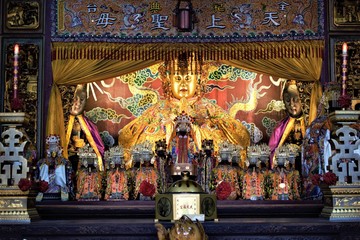 Fototapeta premium Chinese sea goddess Mazu in temple