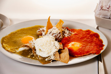 Fototapeta premium HUEVOS DIVORCIADOS