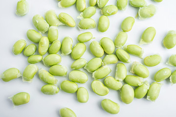 Fresh green soybeans / edamame