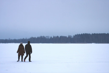 Walk on frozen river (Daugava)