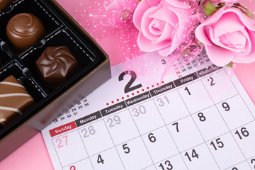 2月　カレンダー　バレンタインイメージ