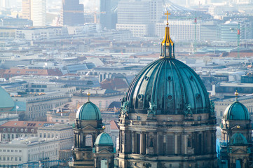 Berliner Dom Panorama © vartzbed
