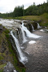 Fototapeta na wymiar Wasserfall bei Hveragerdi, Island