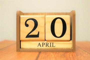 4月20日