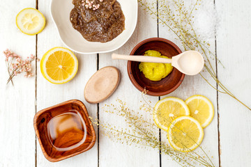 Clean beauty.  Natural ingredients sor skincare