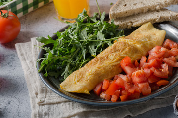 Egg omelette with salad