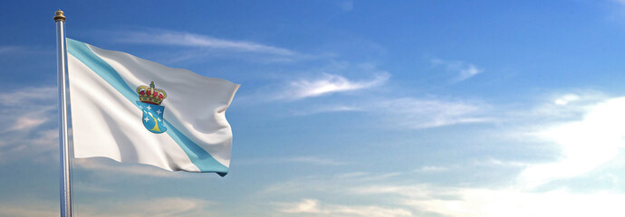 Bandera de Galicia subida ondeando al viento con cielo de fondo
