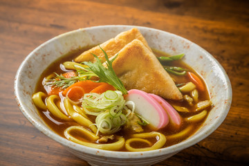 カレーうどん　 Udon noodles in a hot, thick curry soup