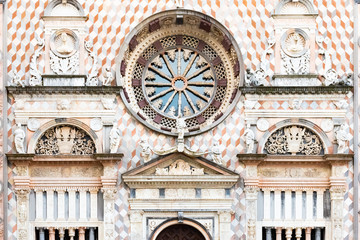 Obraz premium Historical architecture of the old medieval Basilica of Santa Maria Maggiore in Citta Alta, Bergamo, Italy.