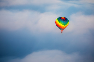 Fototapeta na wymiar Ural mountains, Bashkortostan. Flying on balloons.