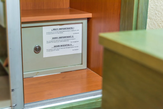 Hotelsafe f&uuml;r Wertgegenst&auml;nde im Urlaub
