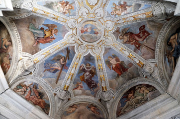 Obraz premium Fresco on the ceiling of Cybo-Soderini Chapel in Church of Santa Maria del Popolo, Rome, Italy 