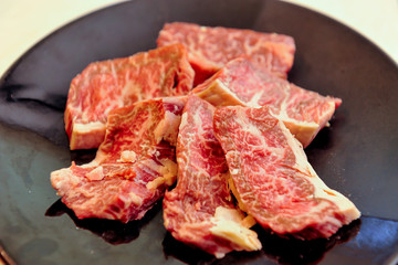 食べ物, 肉, 豚肉, ビーフ, 食事, 擦り傷, ダイナー, ソーセージ, ベーコン, 皿, 赤, 新鮮, 白, おいしい, サラミ, 薄片, ランチ, 軽食, 脂肪, ステーキ, カルビ