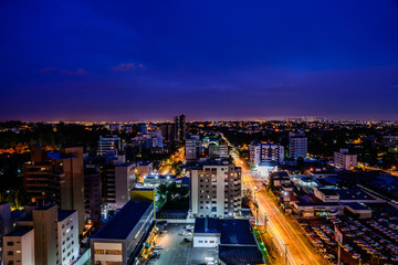 Fototapeta na wymiar Curitiba noturna