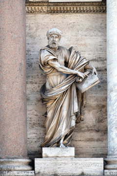 Saint Peter the Apostle, porta del popolo in Rome, Italy 