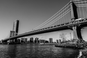 Fototapeta na wymiar Manhattan Bridge and Hudson River