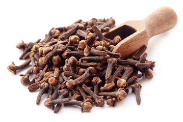 Organic cloves