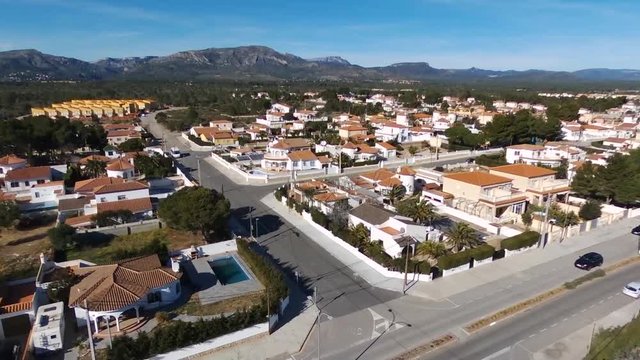 Im&aacute;genes de un vecindario de Tarragona grabado con un dron