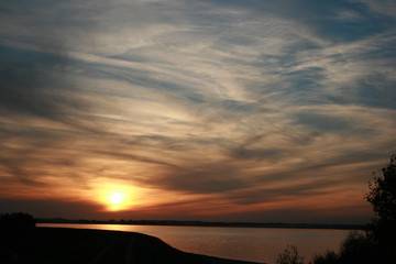 W ciszy nadchodzącego wieczoru