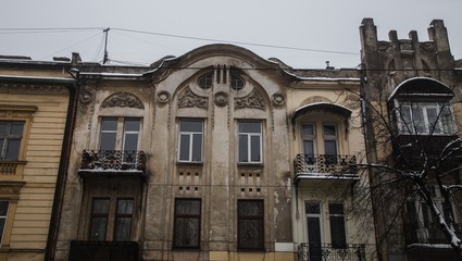 Fototapeta na wymiar Ancient architecture in the center of Lviv
