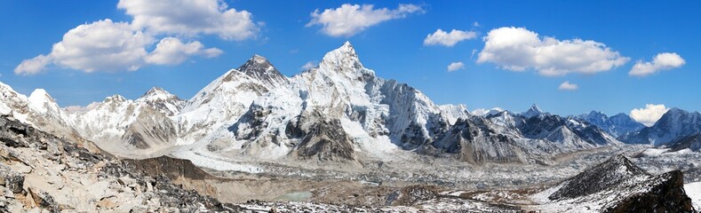  Mount Everest and Khumbu Glacier from Kala Patthar