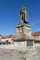La statue Maréchal Mouton, Phalsbourg, Moselle, Grand Est, Lorraine, France 