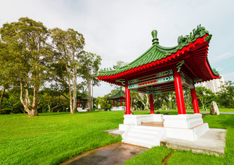 Structures to relax at the Chinese Garden