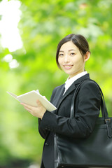 Fototapeta premium 女性社員イメージ