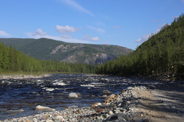 River Oka Sayan and Eastern Sayan mountains