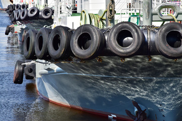 Fototapeta na wymiar Spectacle of Tugboat at Yokohama Port in Japan