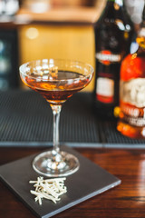 Obraz na płótnie Canvas whiskey cocktail