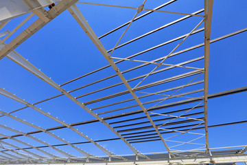 steel girder truss under blue sky