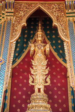 Buddhanarumitr Buddha Image Statue, Replicating King Rama II, Enshrined In Thai Styled Golden Chariot (movable Throne) In Front Of Main Pagoda Chapel In Wat Arun (The Temple Of Dawn) Bangkok, Thailand